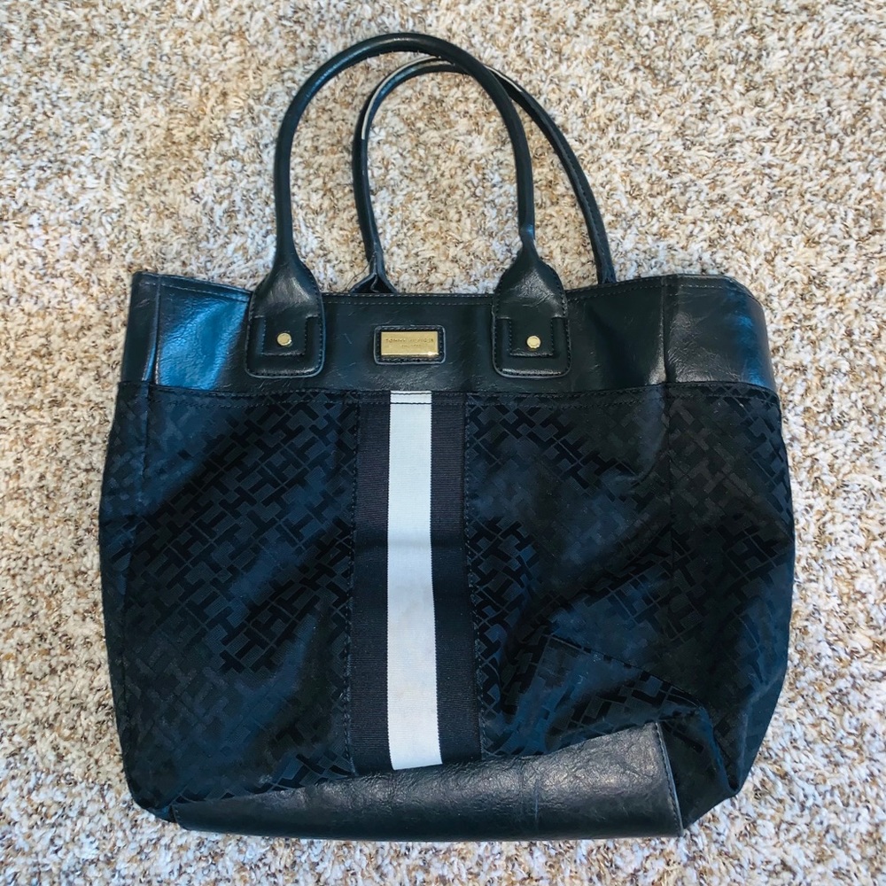 Tommy Hilfiger purse